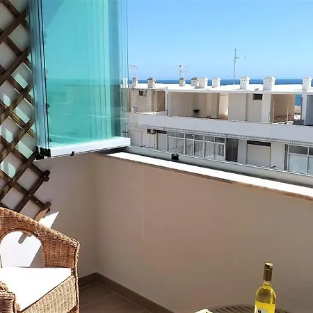 T1 Mira 7 - Remodelado, Ar-condicionado, Vista Mar, Wifi Apartamento Quarteira