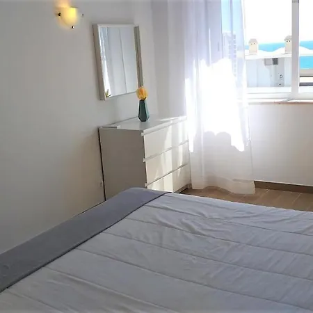 T1 Mira 7 - Remodelado, Ar-condicionado, Vista Mar, Wifi *