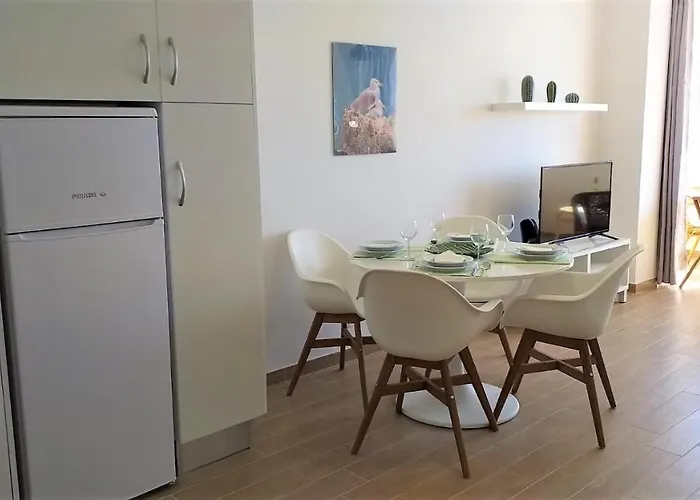 T1 Mira 7 - Remodelado, Ar-condicionado, Vista Mar, Wifi